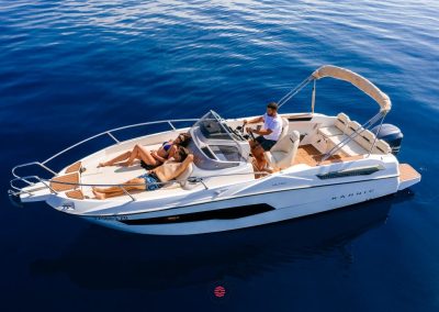 Karnic 7.8 Sundeck