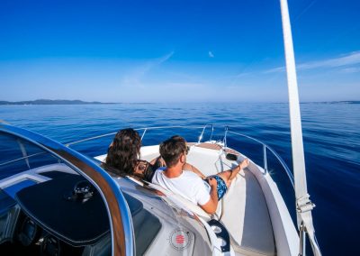 Karnic 7.8 Sundeck